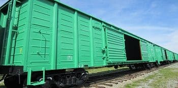 Сколько стоит перевозка грузов по ЖД в крытых вагонах из Томска
